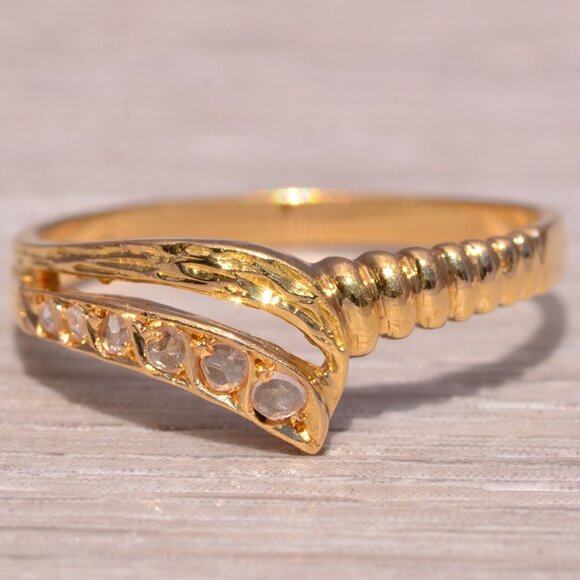 Rose Cut Diamond Ring in Yellow Gold - Picture 6 of 10